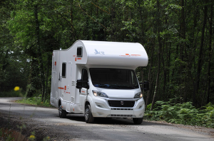 &icirc;nchiriere autorulote