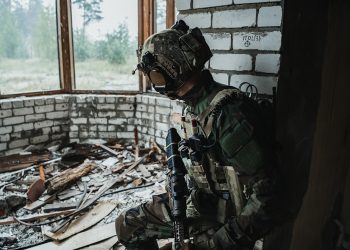 Te tentează Airsoft dar îți este teamă că este periculos? Descoperă adevărul din spatele jocului ASG!