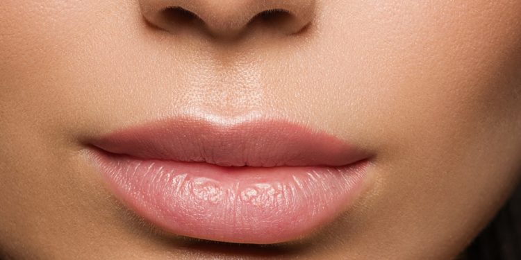 augmentare buze cu laser